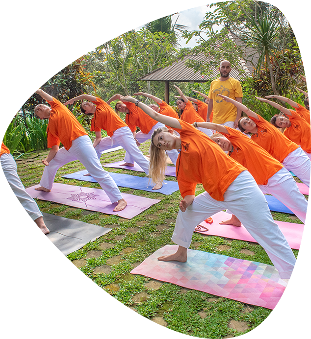 YOGA EĞİTMENLİK EĞİTİMLERİ